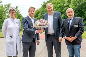 Betriebsleitung des Universitätsklinikums Knappschaftskrankenhaus Bochum mit dem neuen Aufsichtsratsvorsitzenden 