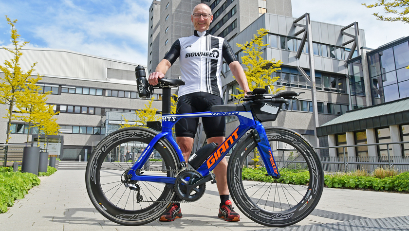 Olaf Meier mit seinem Rennrad